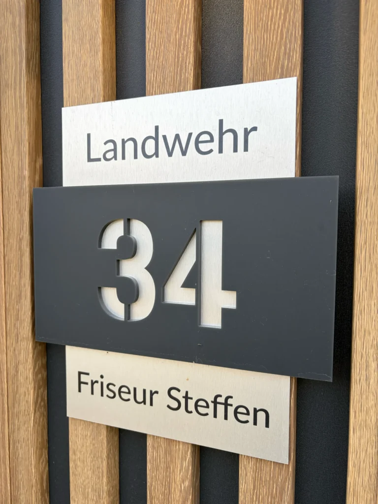 Adresse von Friseur Steffen aus Neustadt am Rünbenberge